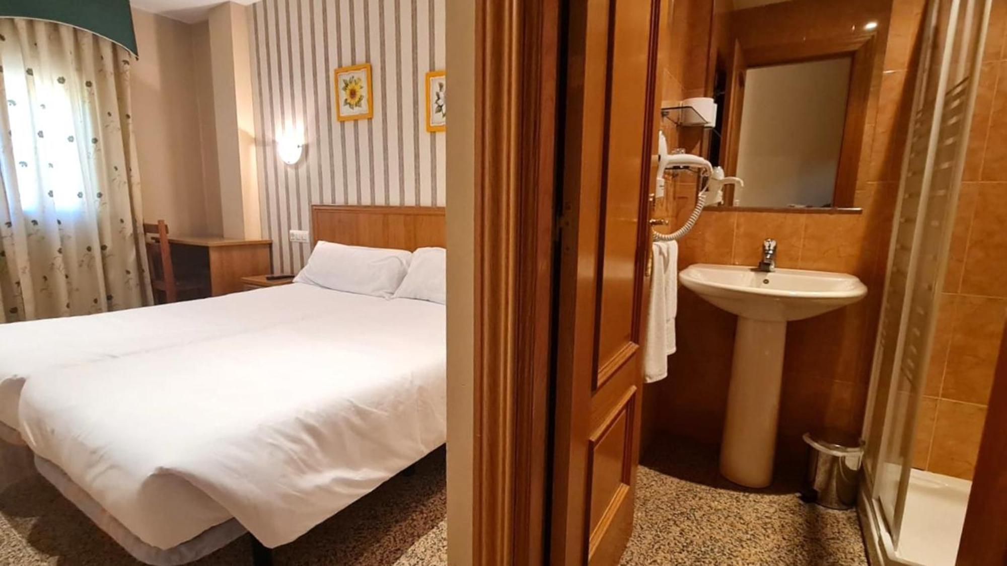 Hotel Hospederia Puerta De La Catedral à Ciudad-Rodrigo Extérieur photo